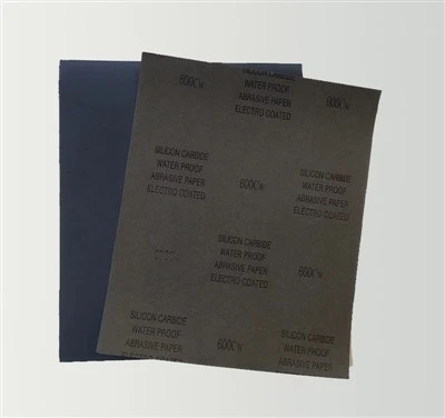 Carta vetrata per supporto di carta in lattice